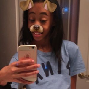 Meet your Posher, Cami